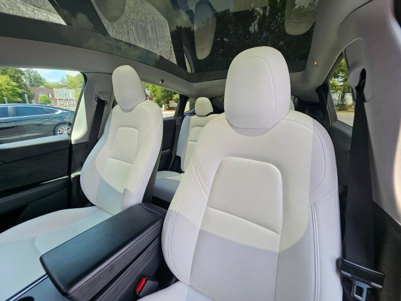 Used 2023 Tesla Model Y Performance AWD/4WD image 39