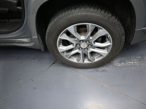 Used 2019 Chevrolet Traverse Premier w/ LPO, Floor Liner Package AWD/4WD image 18