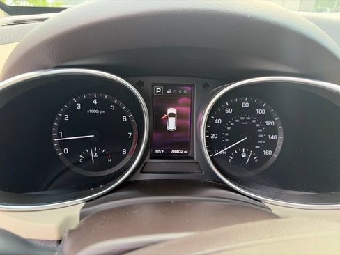Used 2017 Hyundai Santa Fe Sport AWD/4WD image 6