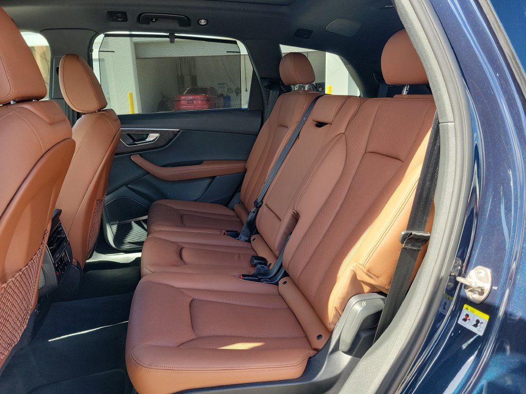 Certified 2024 Audi Q7 2.0T Premium Plus AWD/4WD image 13
