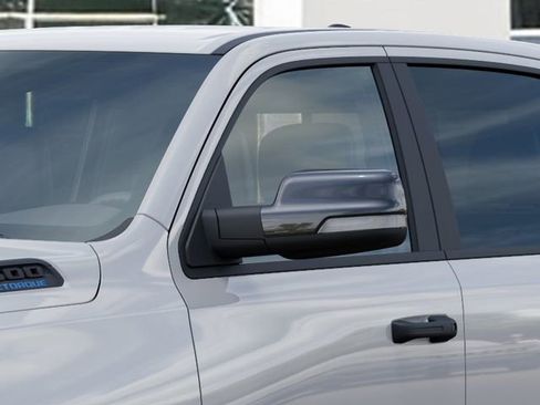 New 2026 RAM 1500 4x4 Crew Cab image 12