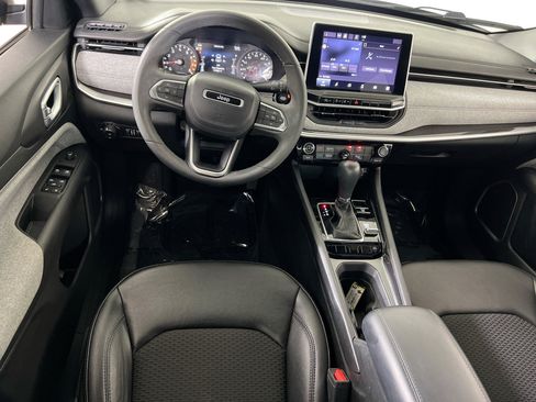 Used 2023 Jeep Compass Latitude AWD/4WD image 20