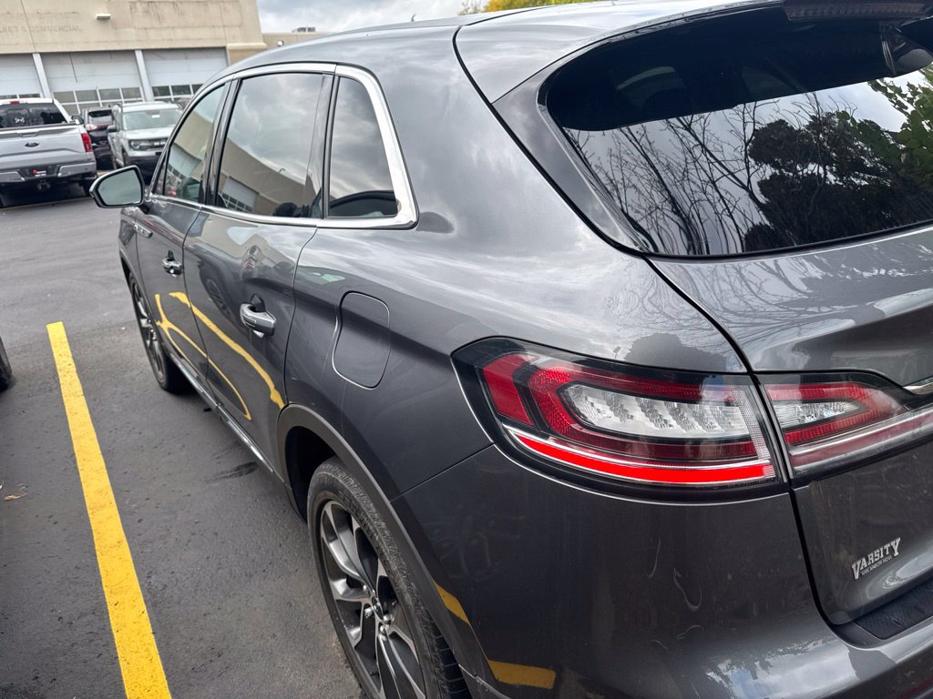 Certified 2022 Lincoln Nautilus Reserve AWD/4WD image 4