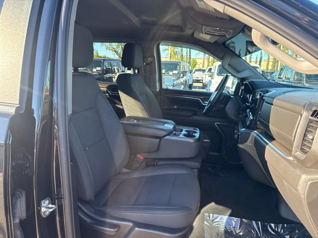 Used 2023 Chevrolet Silverado 1500 RST AWD/4WD image 24