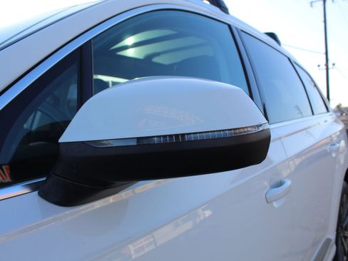 Used 2018 Audi Q7 2.0T Premium image 30