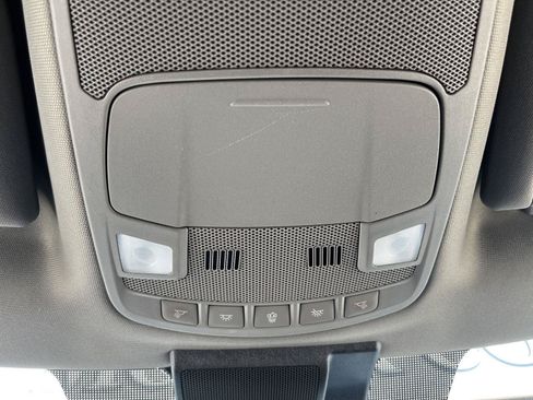 Used 2020 Ford F150 XLT w/ Equipment Group 302A Luxury AWD/4WD image 20