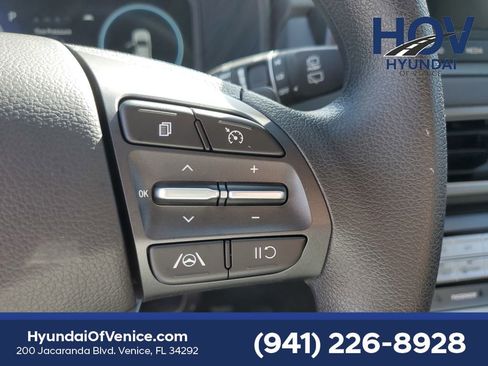 Certified 2023 Hyundai Kona SE image 33