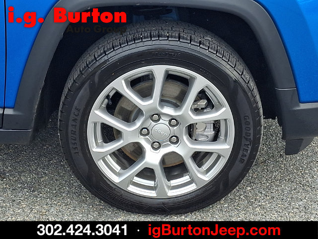Certified 2024 Jeep Compass Latitude AWD/4WD image 8