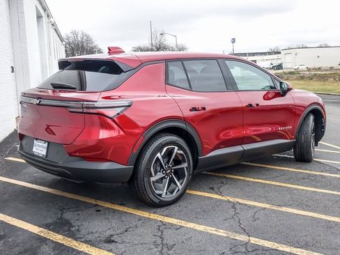 New 2026 Chevrolet Equinox EV LT image 6