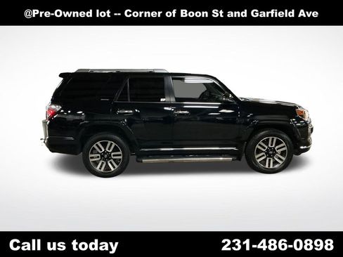 Used 2016 Toyota 4Runner Limited AWD/4WD image 6