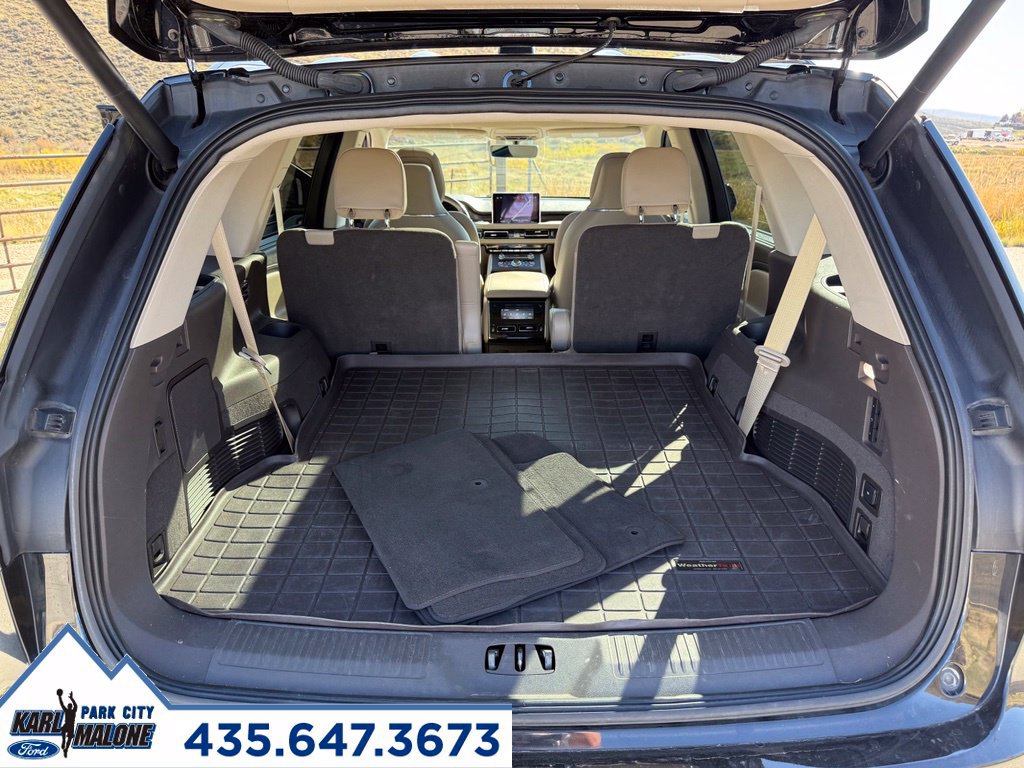 Used 2023 Lincoln Aviator Reserve w/ Equipment Group 201A AWD/4WD image 32