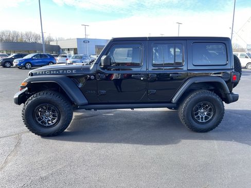 Used 2023 Jeep Wrangler Sport image 2