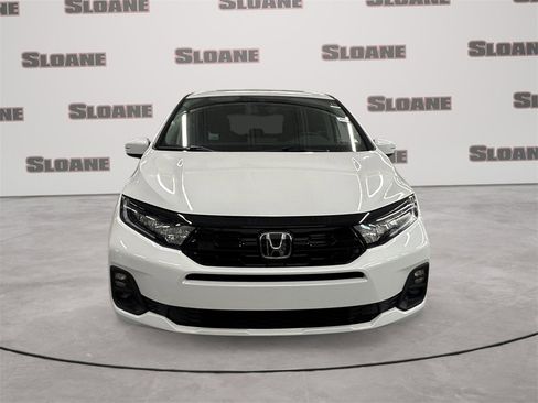 New 2026 Honda Odyssey Touring image 8