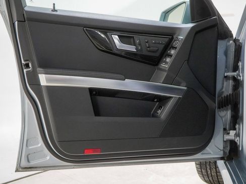 Used 2015 Mercedes-Benz GLK 350 4MATIC image 17