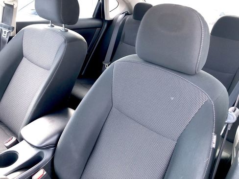 Used 2019 Nissan Sentra S image 20