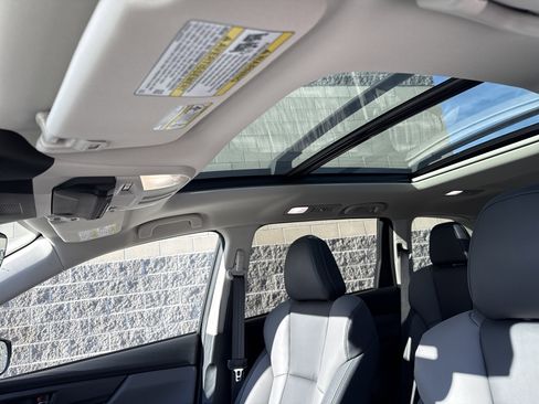 Used 2025 Subaru Ascent Onyx Edition image 36