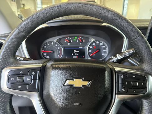 Certified 2025 Chevrolet Blazer LT FWD image 12