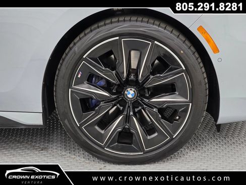 Used 2023 BMW 760i xDrive w/ Executive Package AWD/4WD image 9