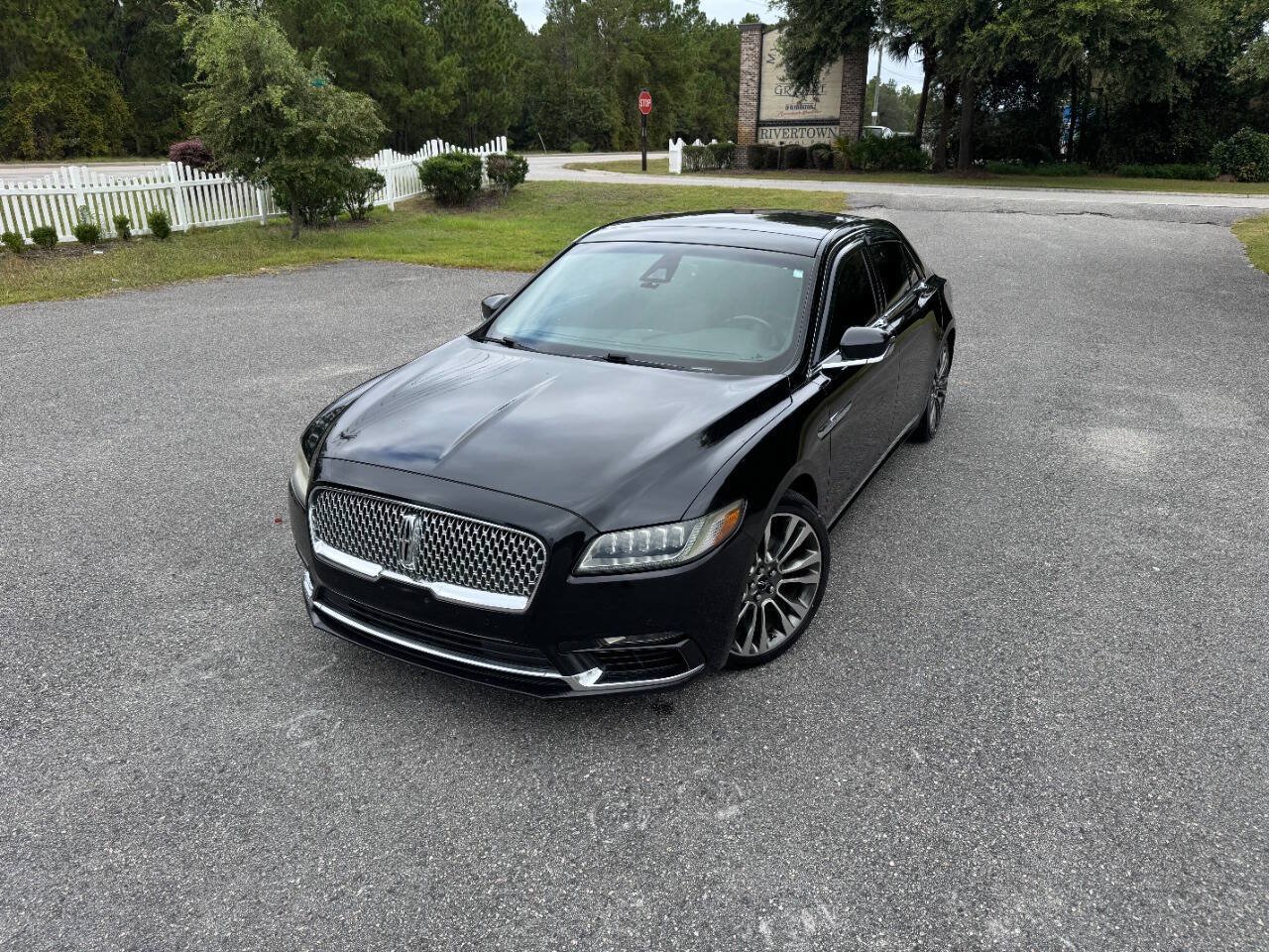 Used 2017 Lincoln Continental Reserve w/ Luxury Package AWD/4WD image 31