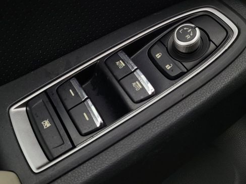 Used 2019 Subaru Ascent Limited image 27