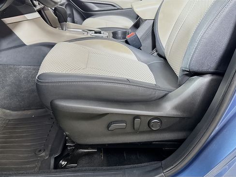 Used 2021 Subaru Forester Premium AWD/4WD image 21
