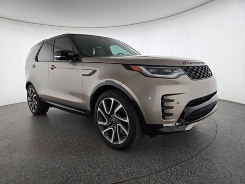 New 2025 Land Rover Discovery Dynamic SE AWD/4WD image 15