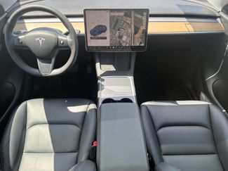 Used 2022 Tesla Model Y Long Range AWD/4WD video 3