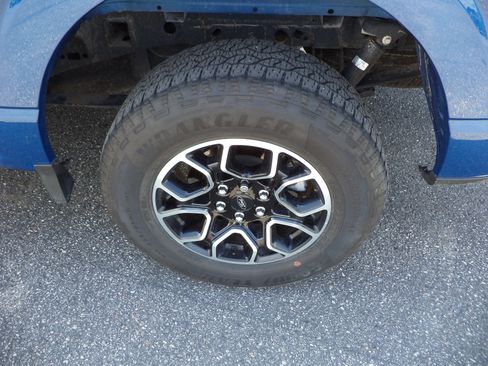 Used 2022 Ford F150 XLT w/ Equipment Group 302A High AWD/4WD image 4