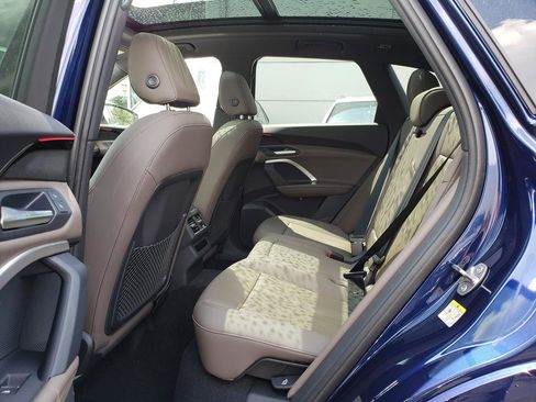 New 2025 Audi Q5 Premium image 8