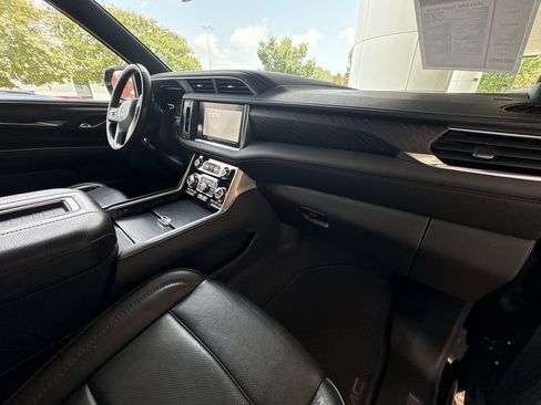 Certified 2024 GMC Yukon Denali AWD/4WD image 30