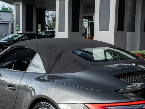 Used 2018 Porsche 911 Carrera 4S AWD/4WD image 35