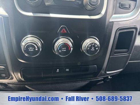 Used 2024 RAM 1500 Classic SLT AWD/4WD image 23