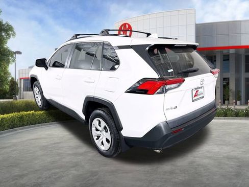 Certified 2020 Toyota RAV4 LE image 6