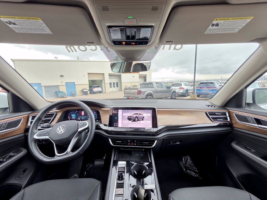 Certified 2026 Volkswagen Atlas SE FWD image 11