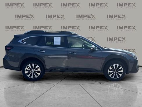 Used 2025 Subaru Outback Touring XT AWD/4WD image 6