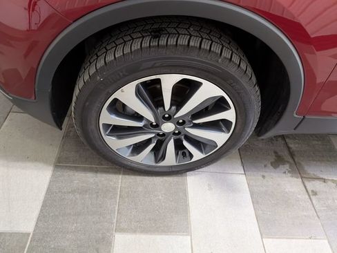 Used 2021 Buick Encore Preferred w/ Safety Package AWD/4WD image 7