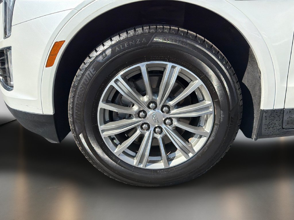 Used 2017 Cadillac XT5 Luxury FWD image 10