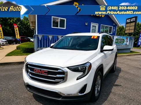 Used 2019 GMC Terrain SLT FWD image 1