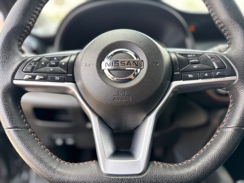 Used 2020 Nissan Kicks SR w/ SR Premium Package image 20