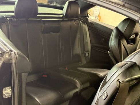 Used 2015 BMW M4 Convertible RWD image 22