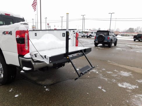 New 2025 Ford F350 Lariat w/ Lariat Ultimate Package image 7