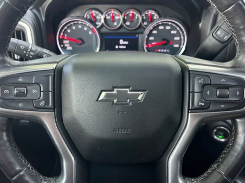 Used 2020 Chevrolet Silverado 1500 LT Trail Boss AWD/4WD image 28