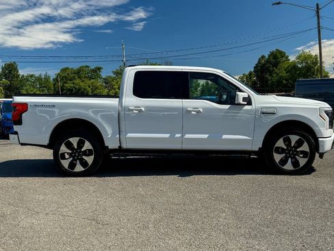 Used 2022 Ford F150 Lightning Platinum AWD/4WD image 2