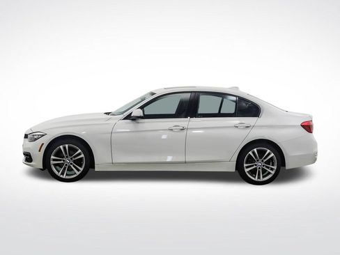 Used 2017 BMW 330i xDrive Sedan AWD/4WD image 2
