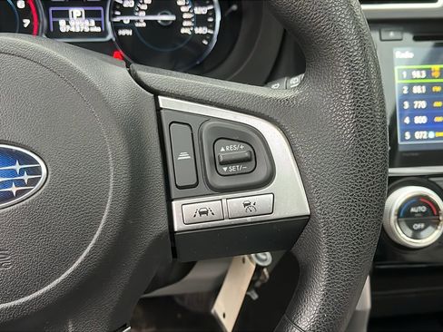 Used 2017 Subaru Forester 2.5i Premium image 17