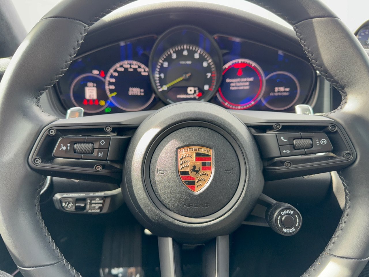 Certified 2023 Porsche Panamera 4 AWD/4WD image 10