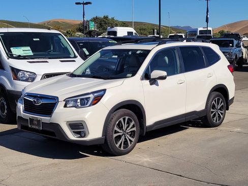 Used 2019 Subaru Forester Limited image 8