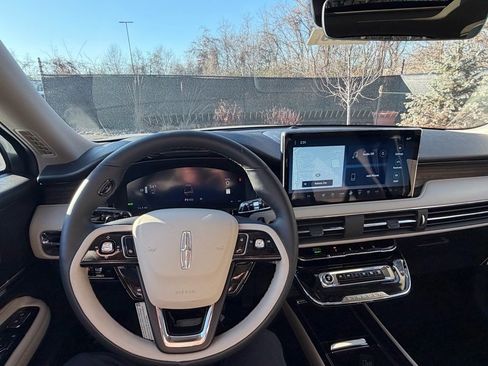 New 2026 Lincoln Corsair Grand Touring image 25