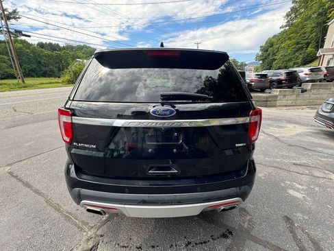 Used 2016 Ford Explorer Platinum AWD/4WD image 4