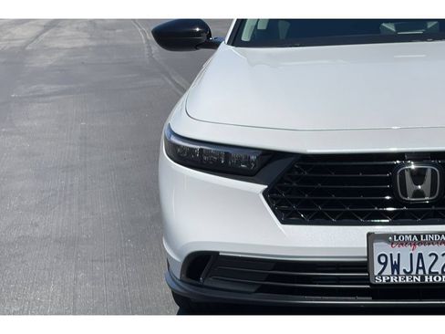 Certified 2025 Honda Accord SE image 18